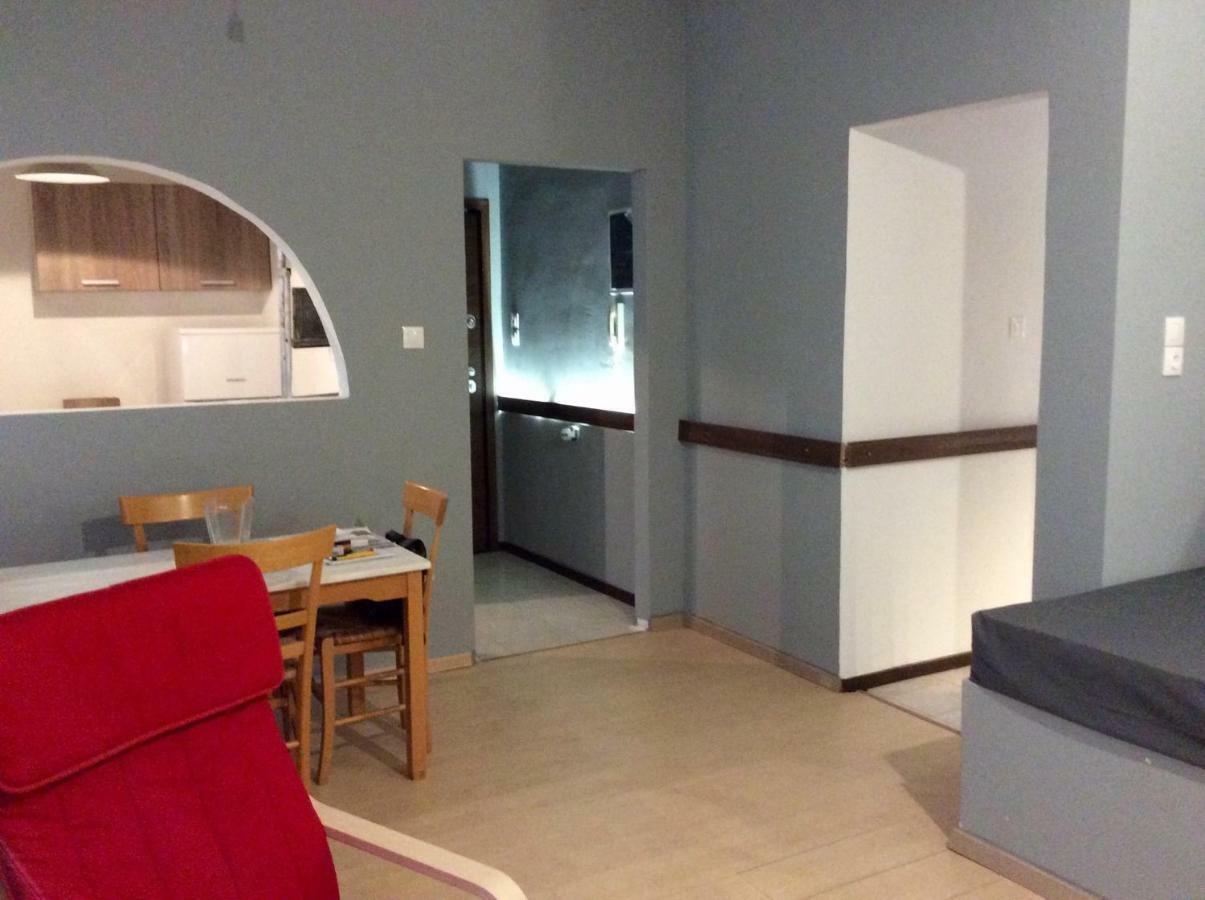 Renovated Apartment 아테네 외부 사진